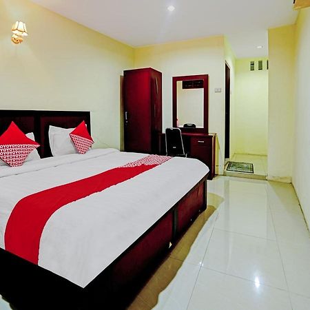 Oyo 90331 Hotel Toba Shanda Parapat Exteriér fotografie