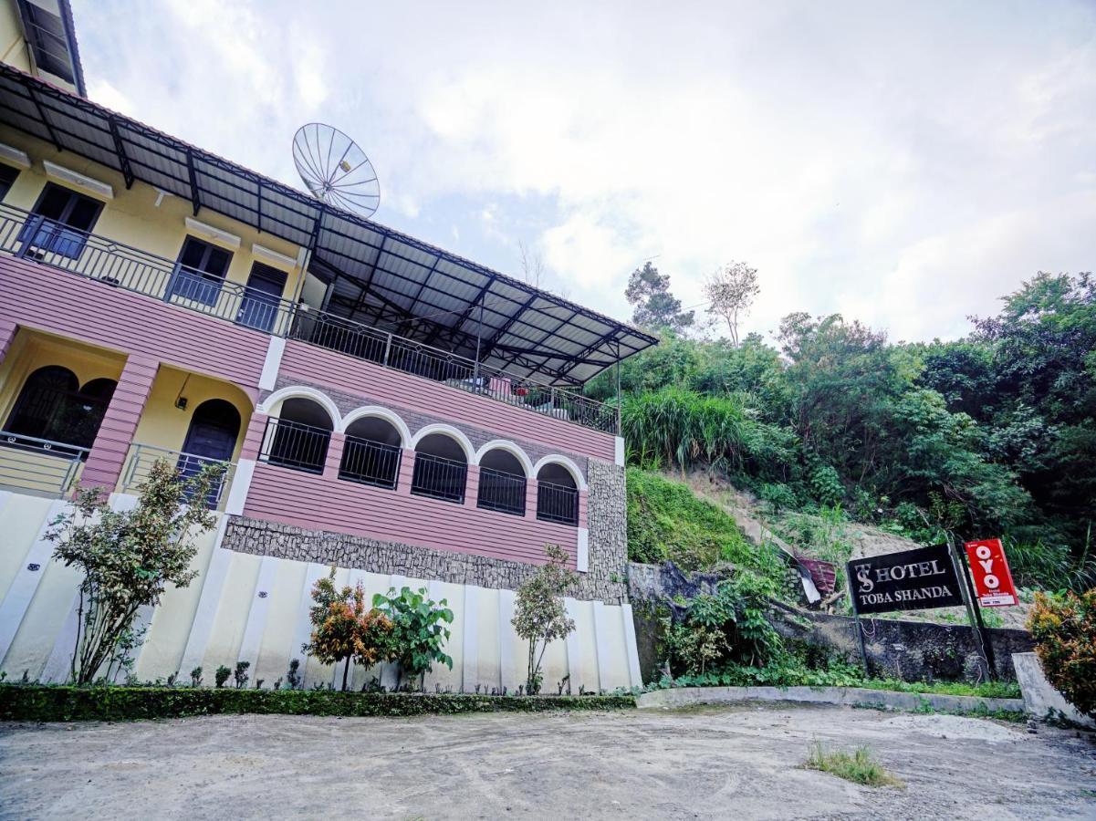 Oyo 90331 Hotel Toba Shanda Parapat Exteriér fotografie