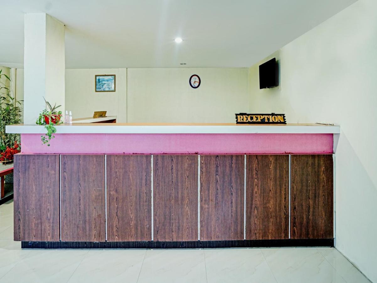 Oyo 90331 Hotel Toba Shanda Parapat Exteriér fotografie