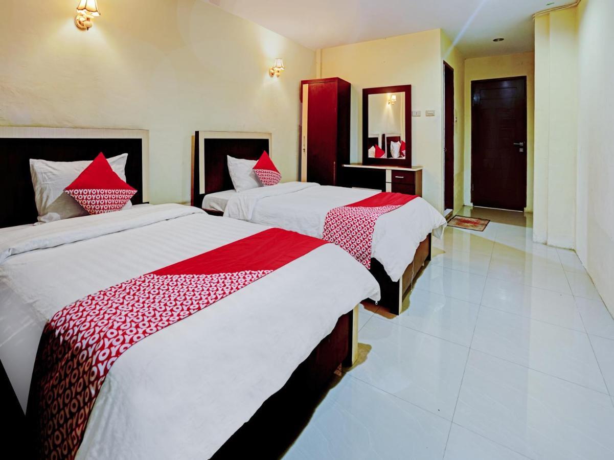 Oyo 90331 Hotel Toba Shanda Parapat Exteriér fotografie
