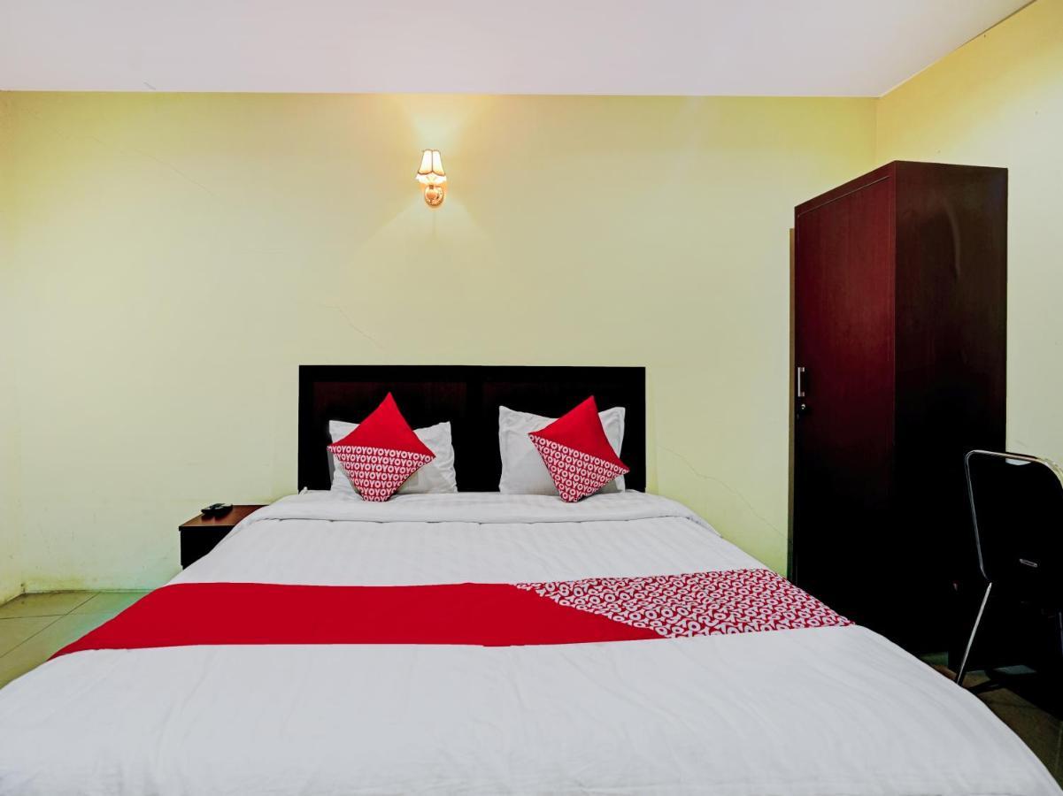 Oyo 90331 Hotel Toba Shanda Parapat Exteriér fotografie